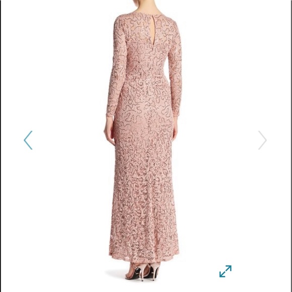 💰SOLD💰Marina long sleeve lace gown - Picture 2 of 8